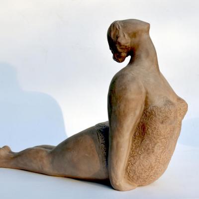 Les grâcieuses N°2 - sculpture argile de Nathalie Lefort