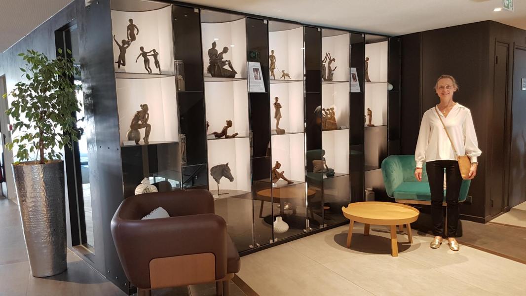 Exposition des sculptures bronze de nathalie lefort au novotel thalassa du touquet paris plage 2
